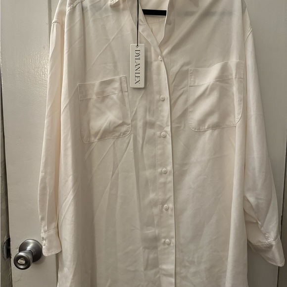 SOLD OUT - NWT Classic DYLAN LEX "DLEX" button down shirt M/L - Picture 2 of 8
